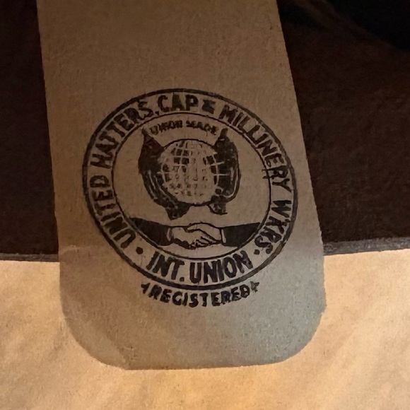 70s Vintage Hush Puppies Fedora Hat 7 1/8 Made in USA Brushed Pigskin Leather - Picture 8 of 8